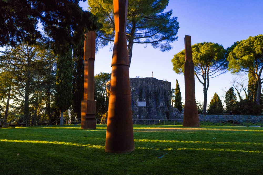 Todi Columns