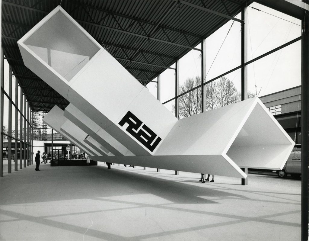Achille Castiglioni - allestimento padiglione RAI Fiera di Milano anni 60
