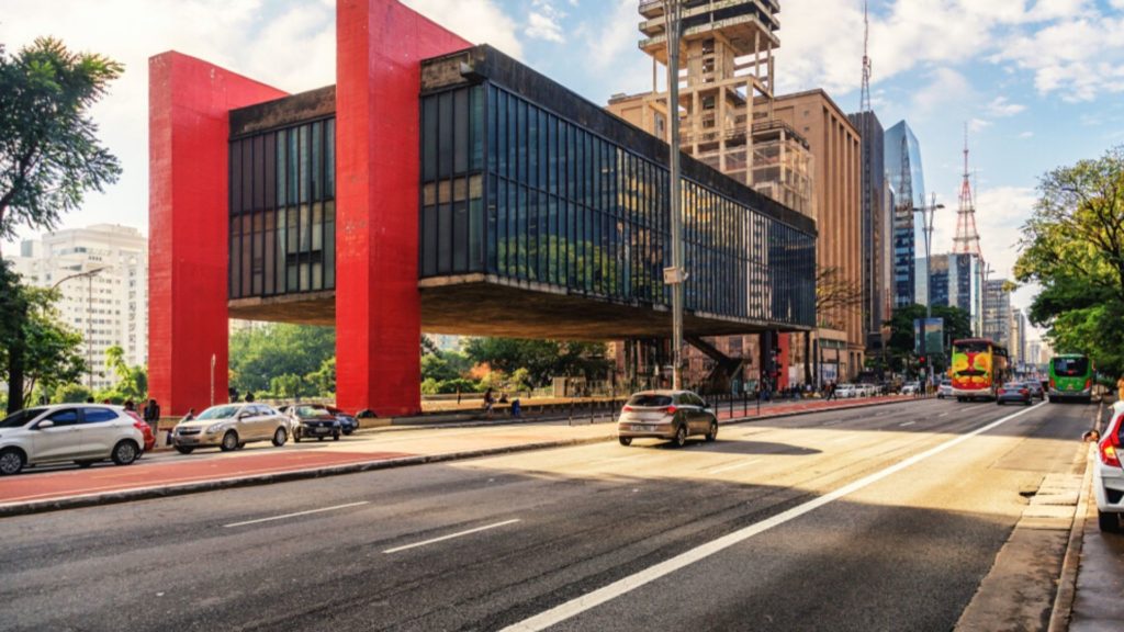 Lina Bo Bardi -  São Paulo Museum of Art (MASP). Image © Pedro Kok