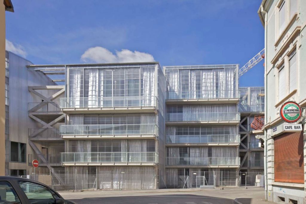 Lacaton e Vassal, Rigenerazione di residenze sociali (60 appartamenti) a Mulhouse, 2015