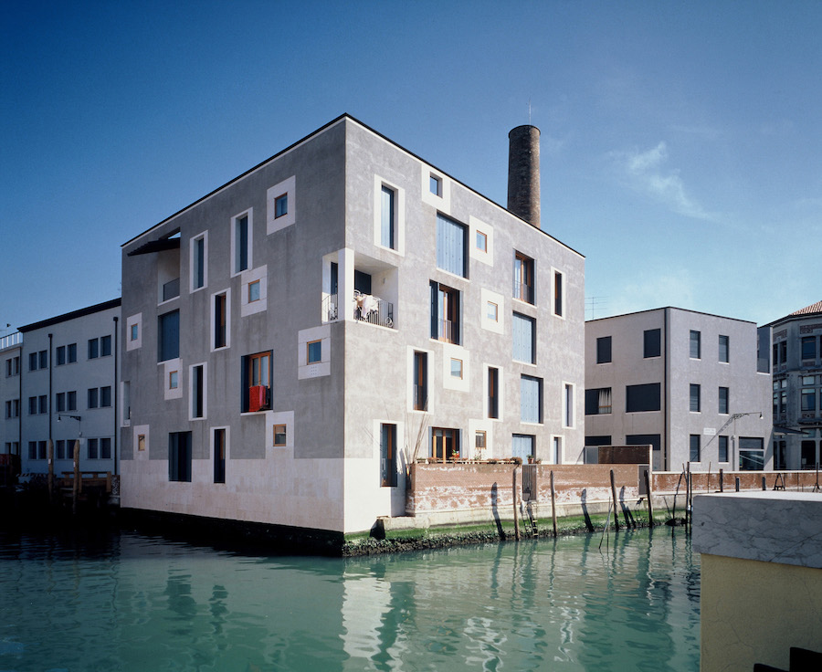 Cino Zucchi, Case ex-Junghans (edificio D) alla Giudecca, Venezia, 1995/2003