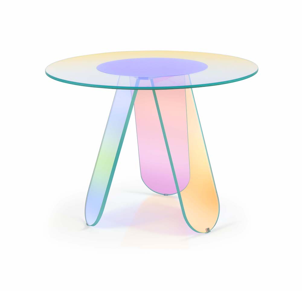 Patricia Urquiola, tavolo in vetro Shimmer, Glas Italia 2019 © Vitra Design Museum, ph. Andreas Sütterlin