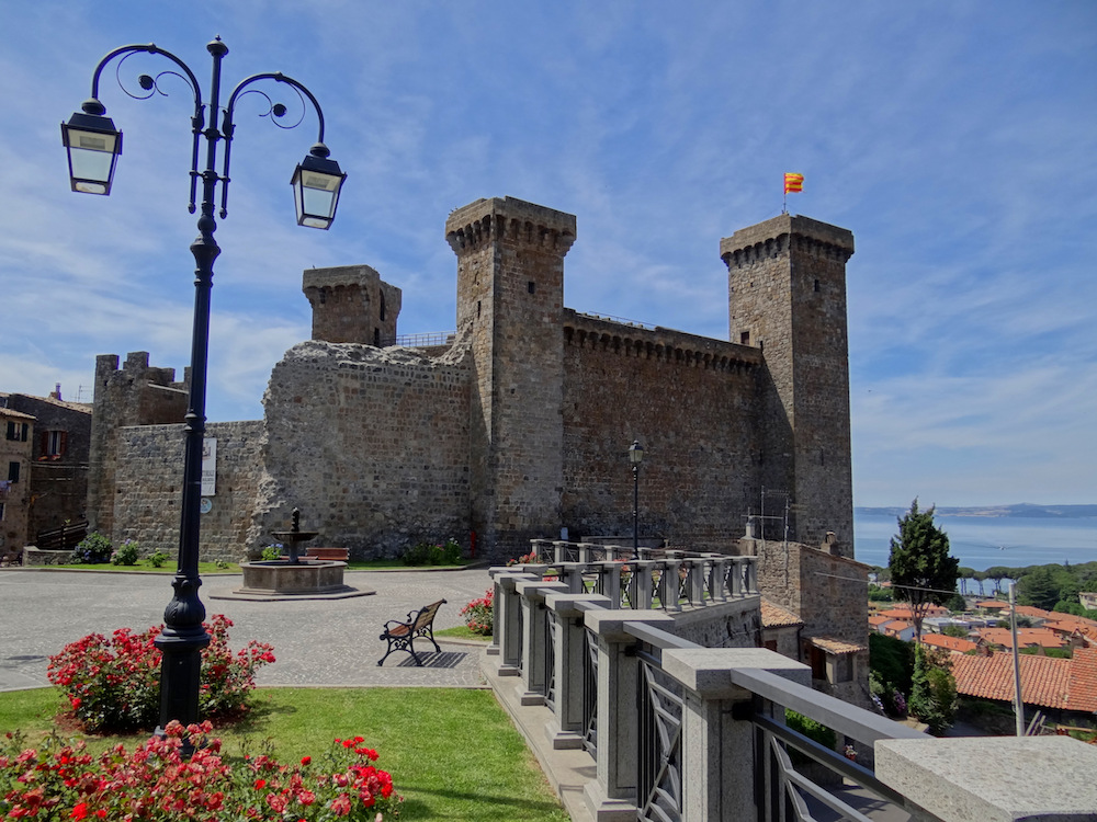 Bolsena Castello lago