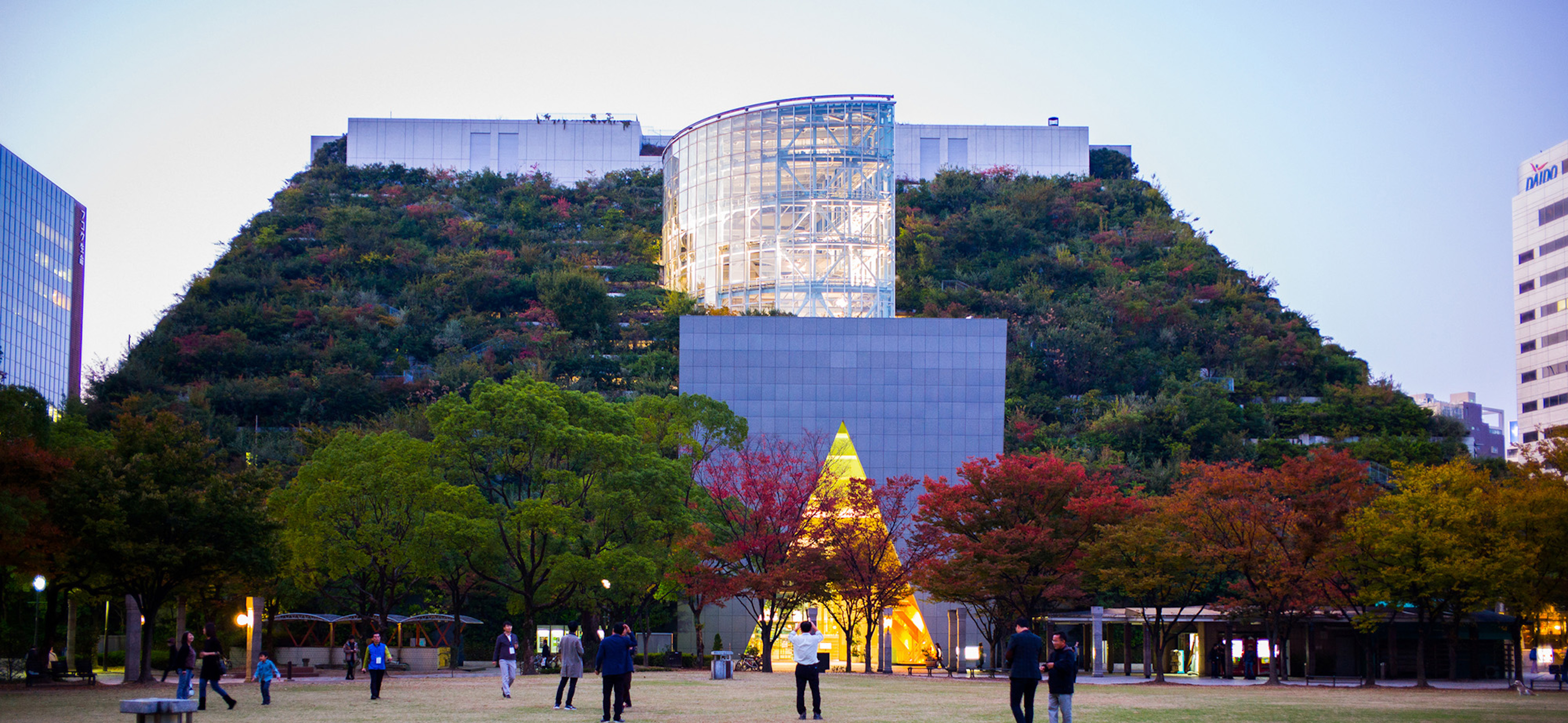 01 APERTURA AMBASZ FUKUOKA IN THE FALL