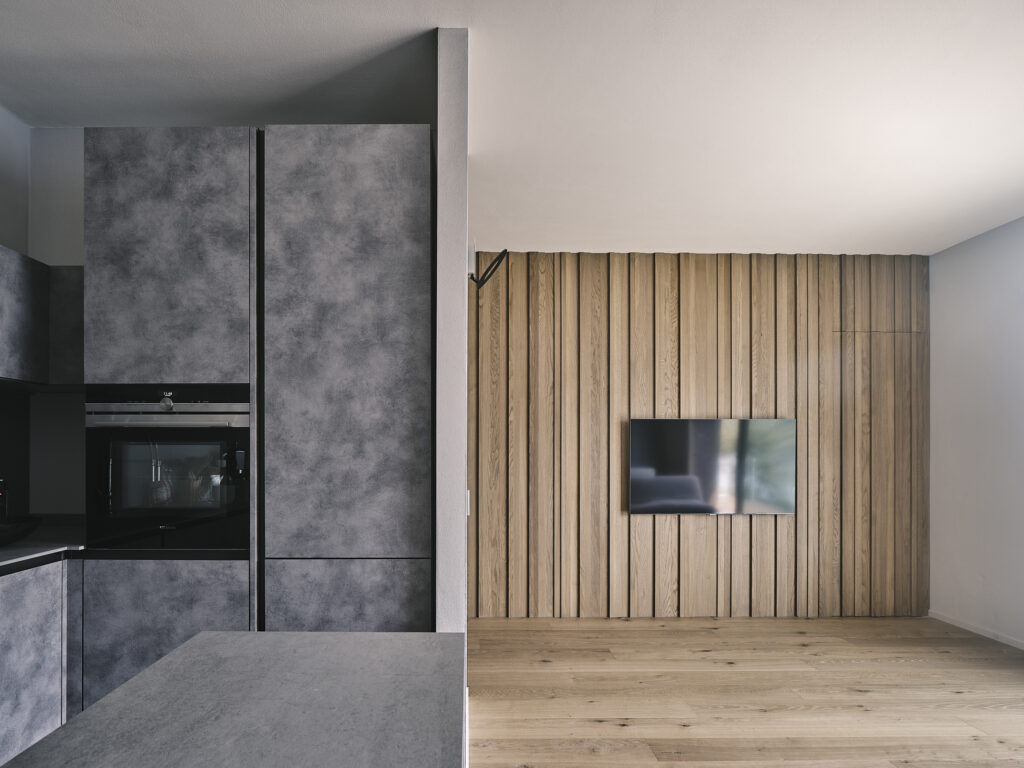 elena bertinotti architetta parquet rovere cucina