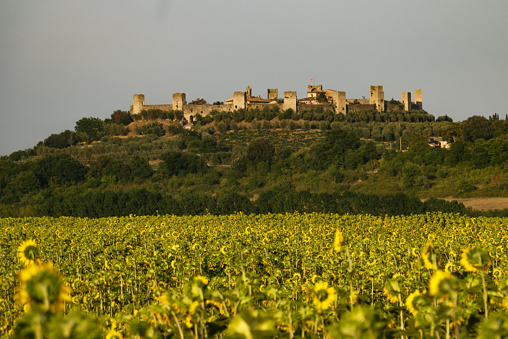cosa vedere a Monteriggioni toscana