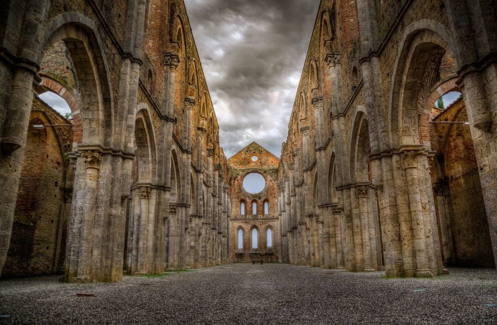 chiesa senza tetto toscana san galgano montespievi