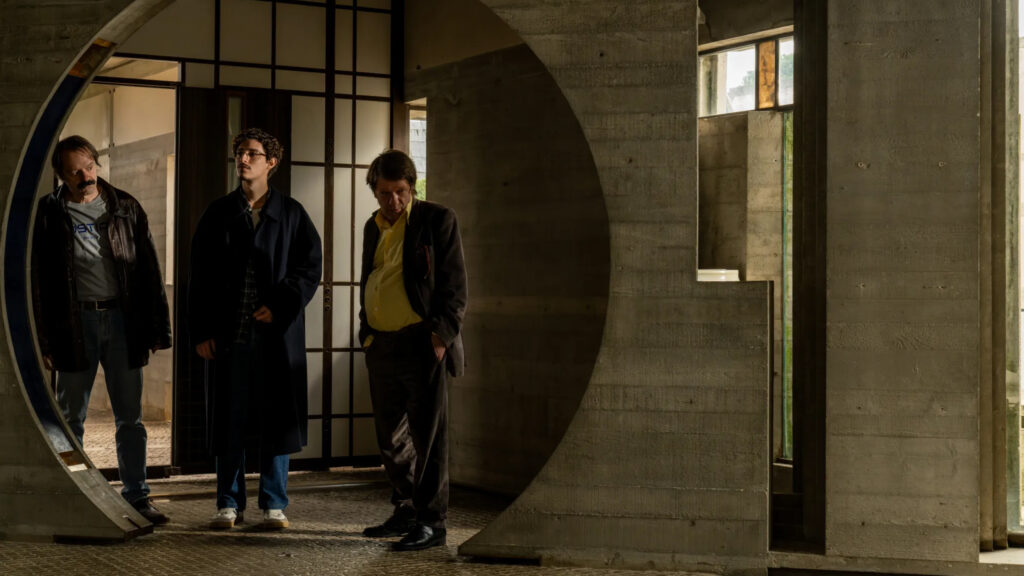 Le città di pianura film recensione tomba brion