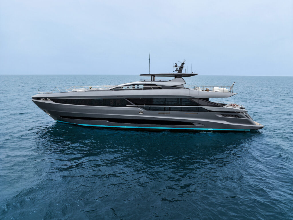 Mangusta GranSport 33: uno yacht tra eleganza contemporanea e design