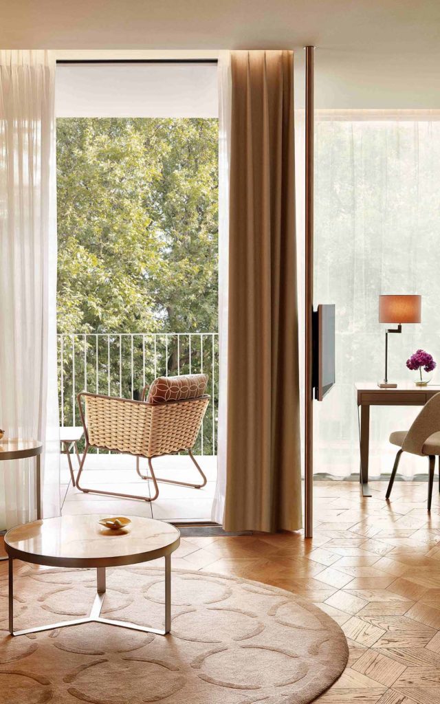 Fontenay Parquet Progetti A 1200×1920 Parquet rovere naturale per Hotel