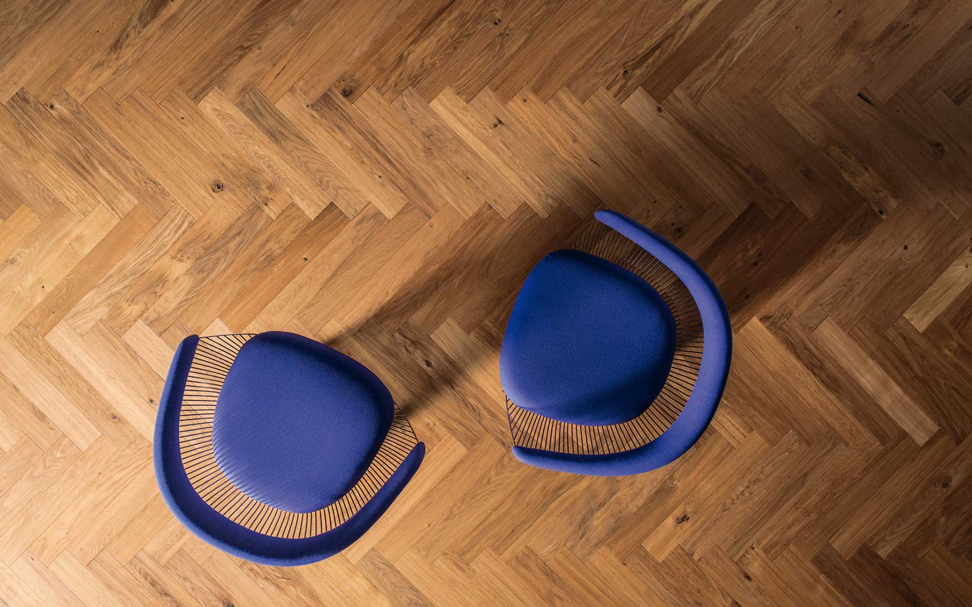 Parquet Atelier Civita 1140 Traccia Spina 1920×1200 A Heritage Traccia Oak Civita - Italian herringbone Invisible Touch