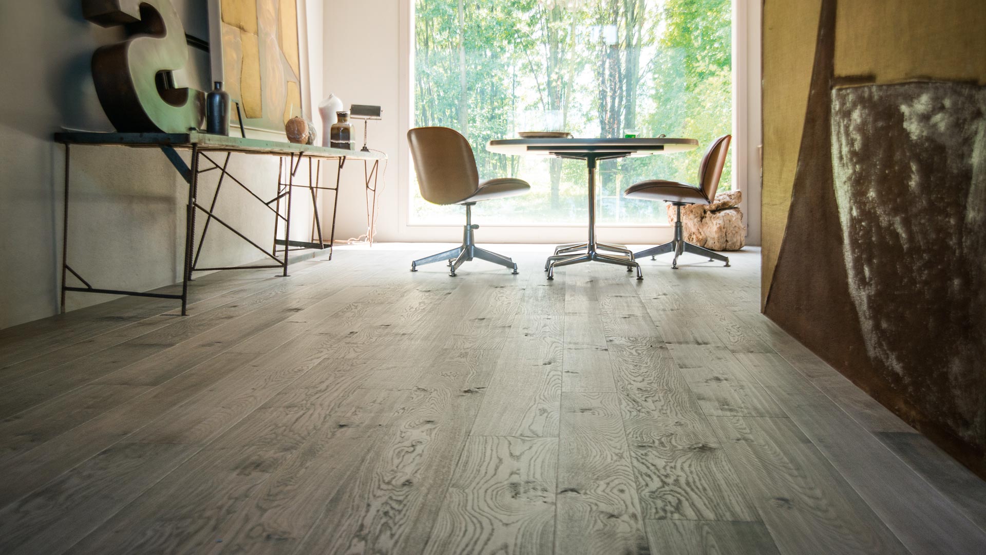 Parquet rovere scuro colore Pienza è un pavimento in legno che ricorda le suggestioni e le tonalità della famosa terra della val d'orcia.