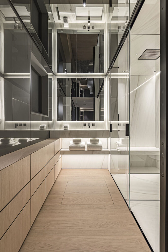 yacht parquer rovere