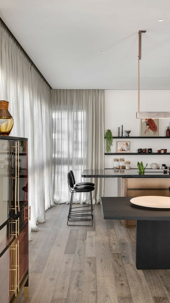 penthouse Tel Aviv natural parquet flooring