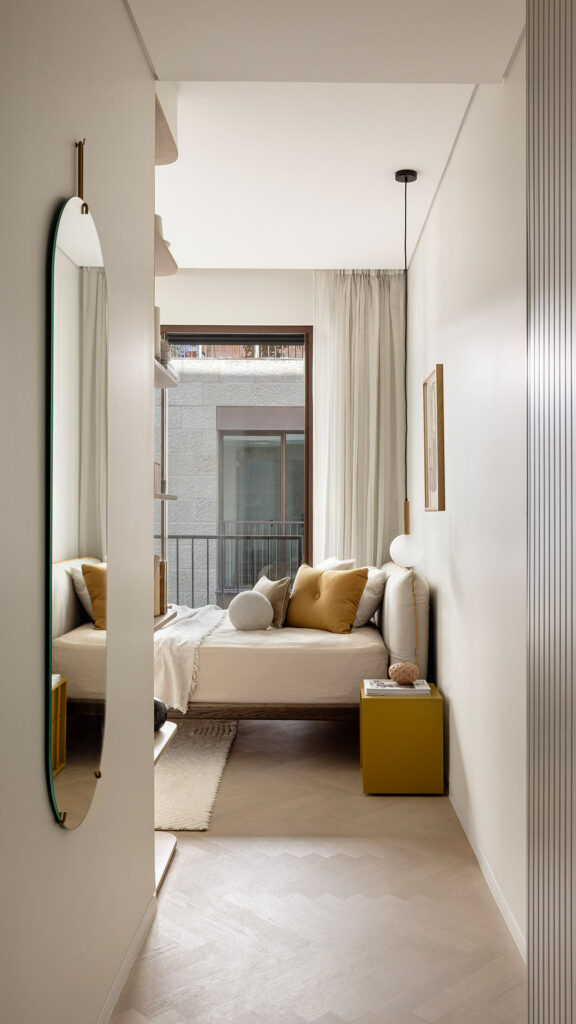 maison avec parquet clair en bois naturel