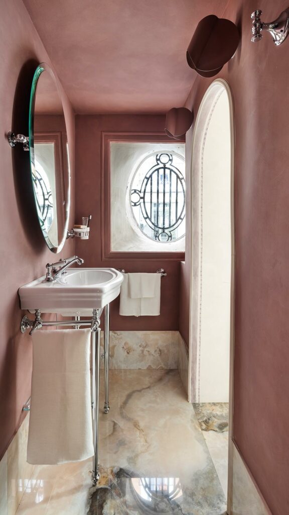 marble flooring for home decor in Madrid