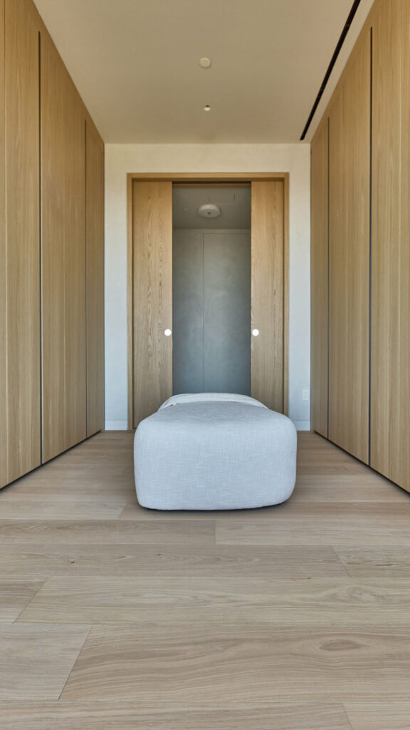 pavimento in legno chiaro classica
